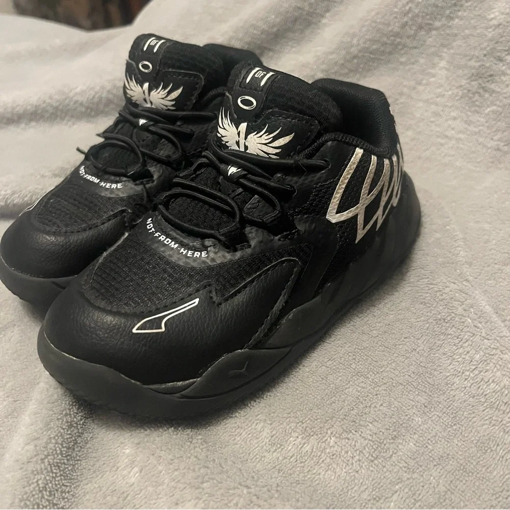 Puma M.E.L.O Black with‎ White Accents